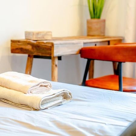 Superbe Appartement Neuf, Climatise Centre Village Le Plan-de-la-Tour Exteriör bild