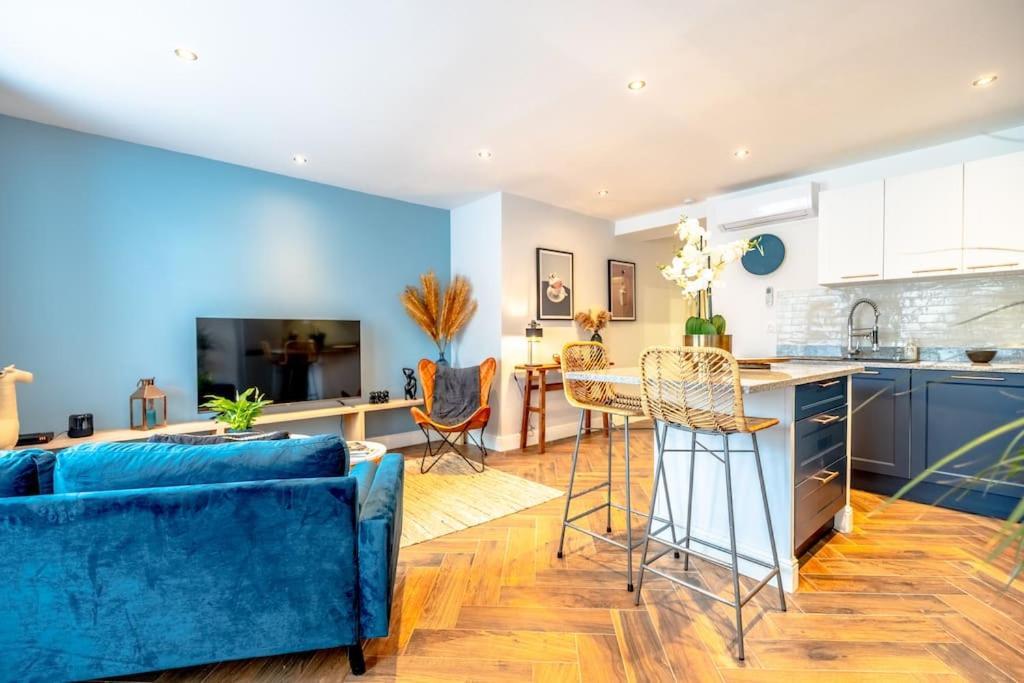Superbe Appartement Neuf, Climatise Centre Village Le Plan-de-la-Tour Exteriör bild