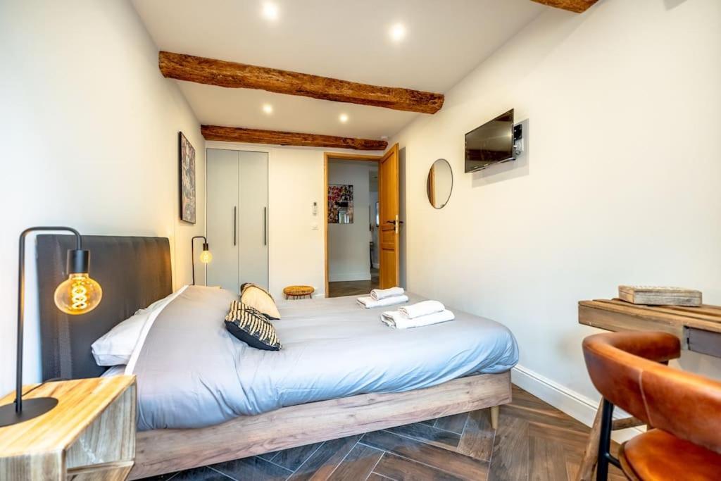 Superbe Appartement Neuf, Climatise Centre Village Le Plan-de-la-Tour Exteriör bild